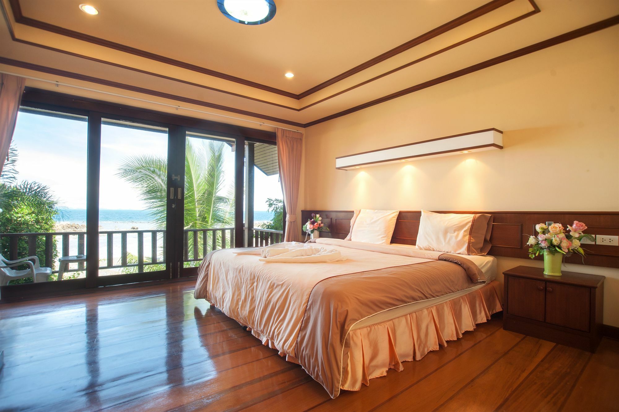 Hotel Niramon Sunview