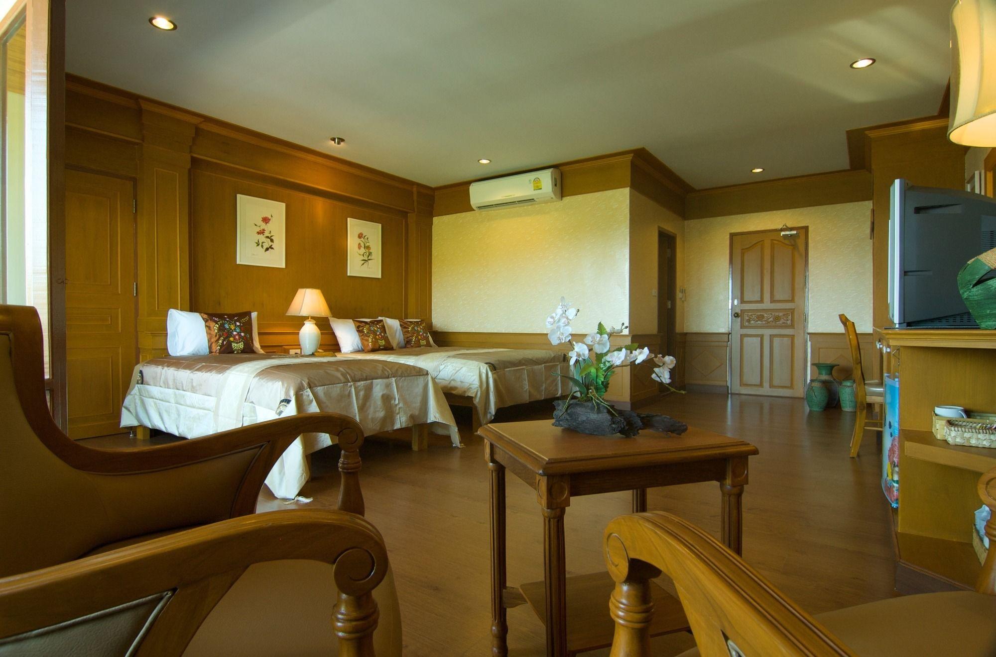 Paradise Zone Resort 3*