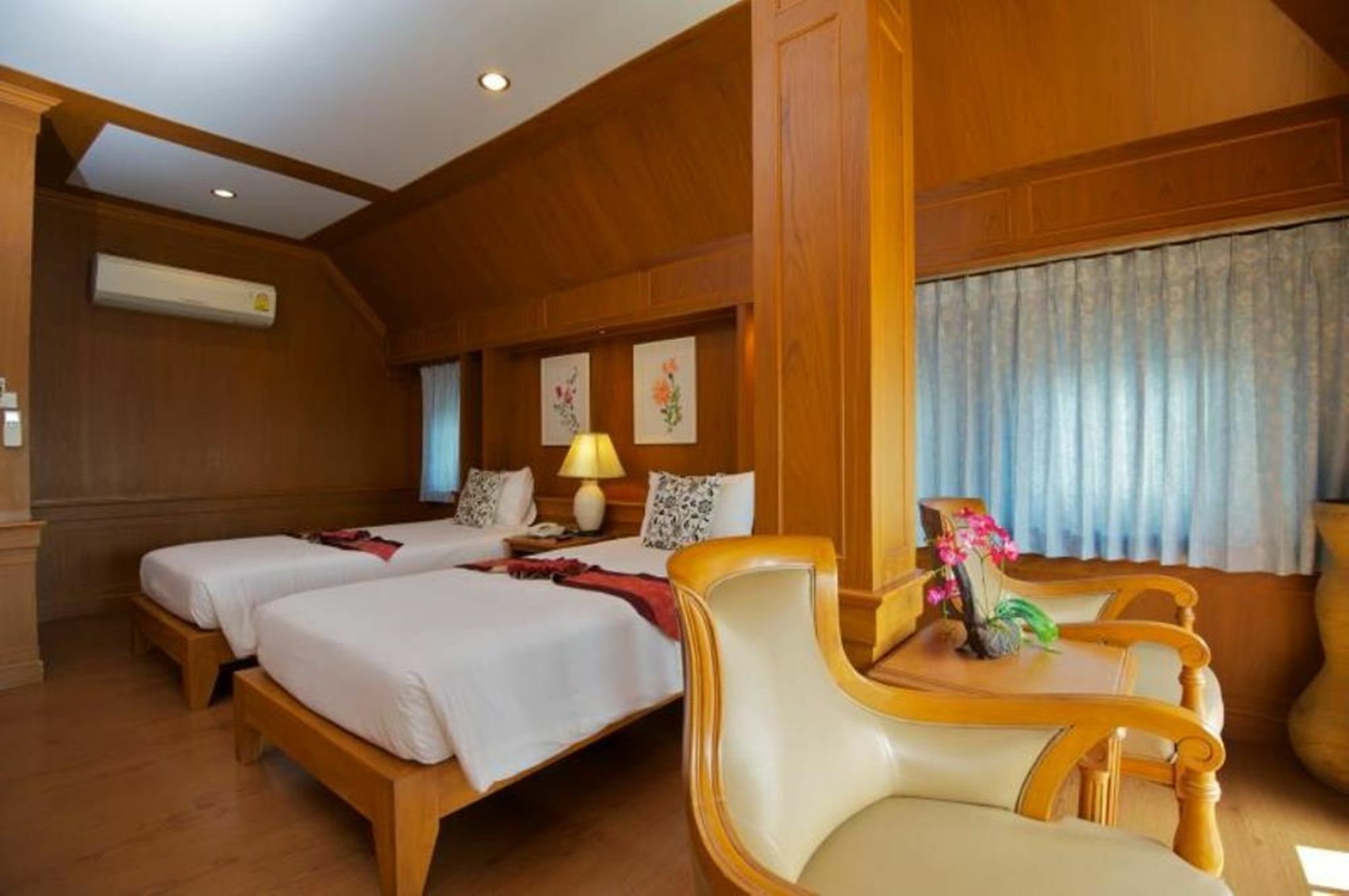 Resort Paradise Zone 3*