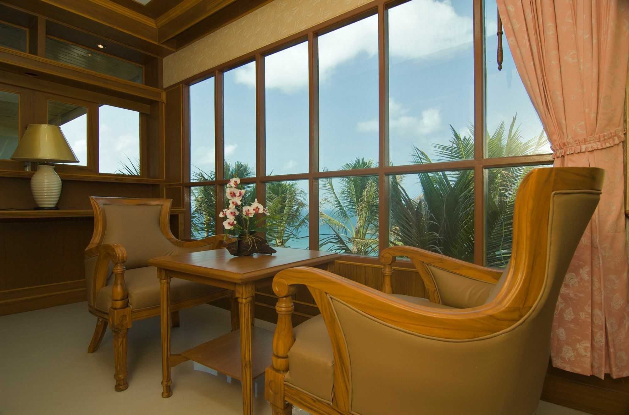 Resort Paradise Zone 3*