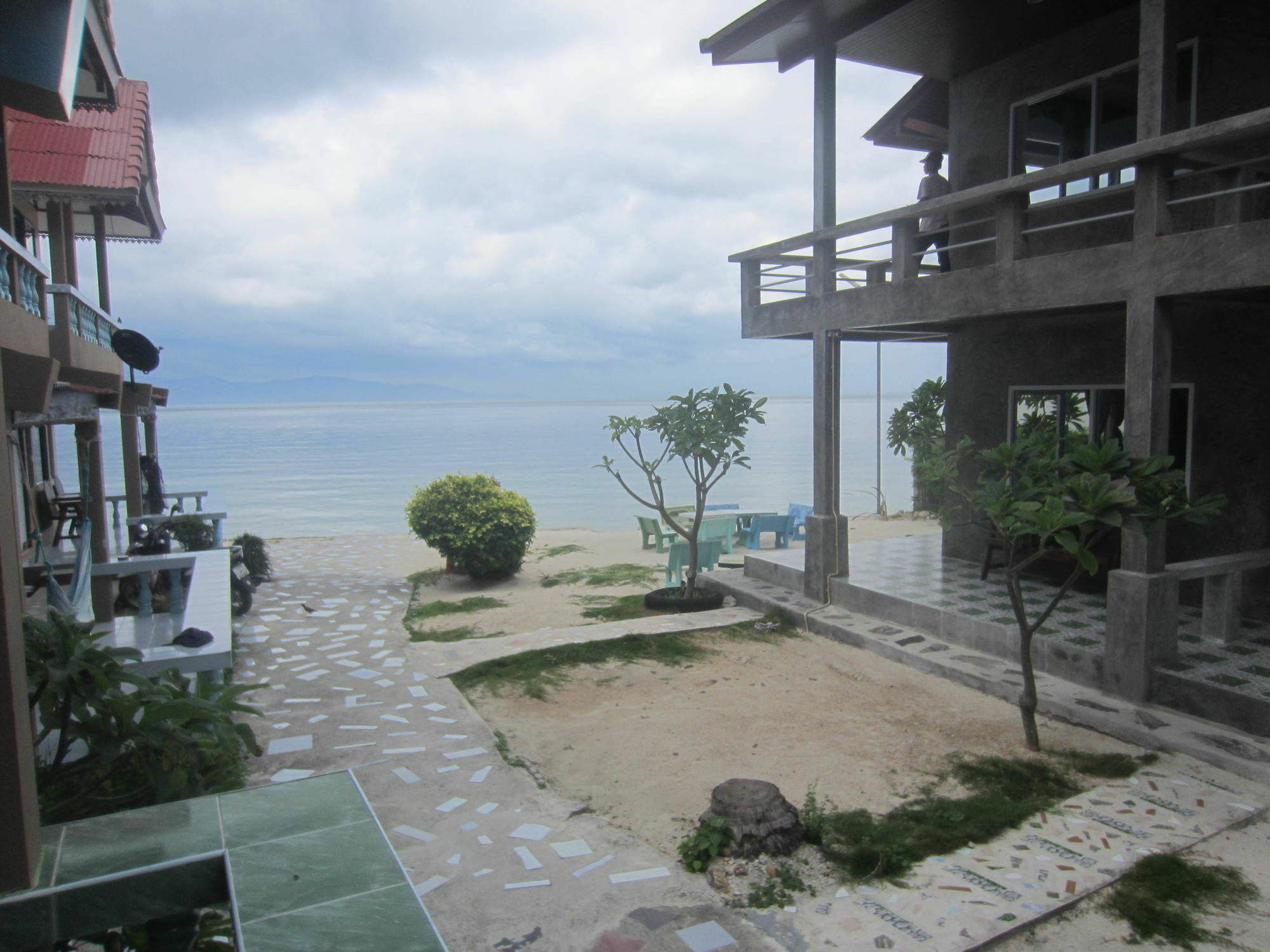 Charung 3* Haad Rin