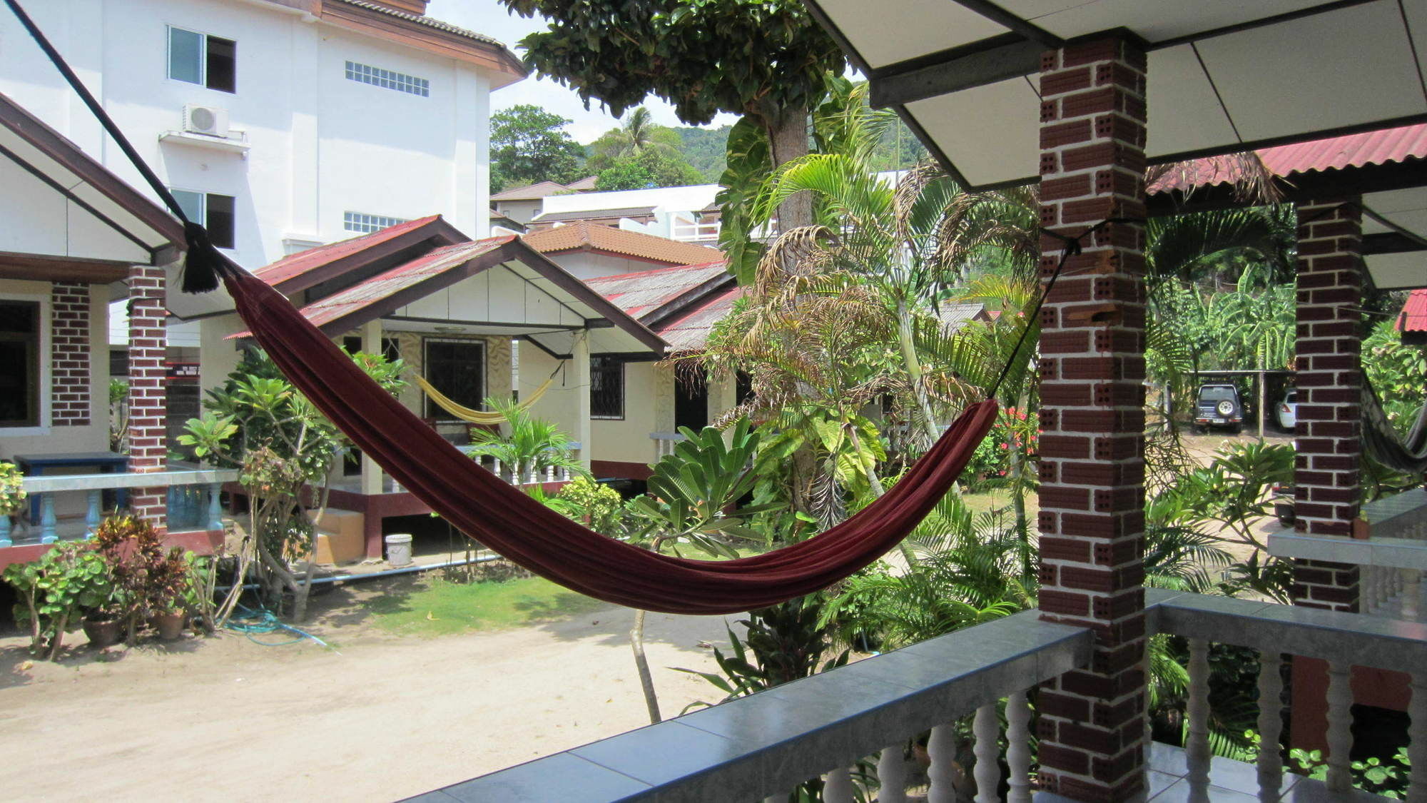 Hotel Charung Haad Rin