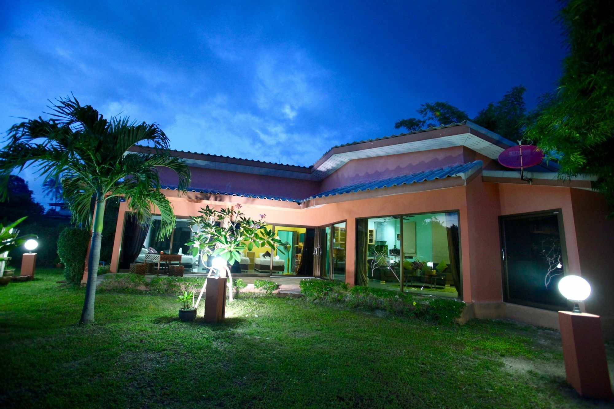 Phangan Resort Baan Tai