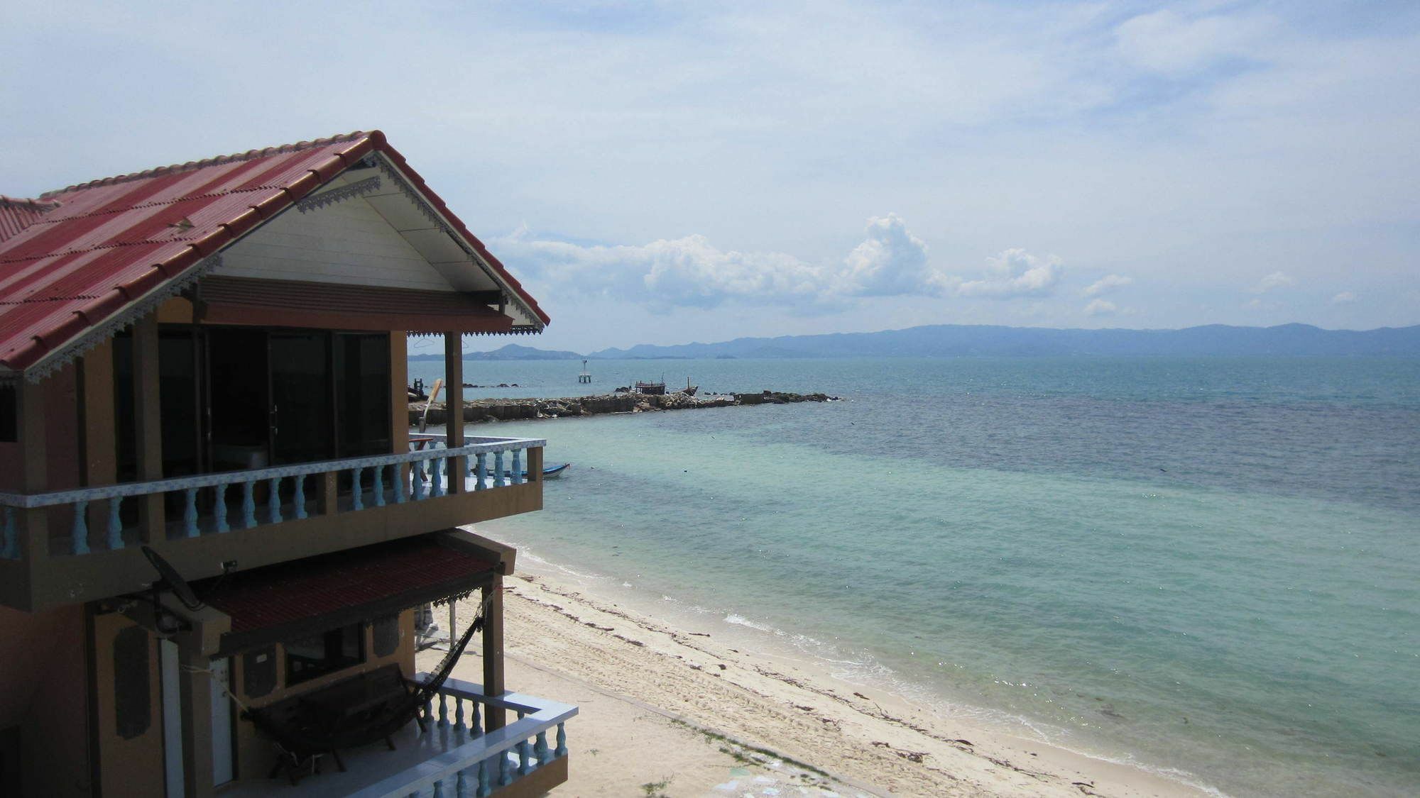 Charung Hotel Haad Rin