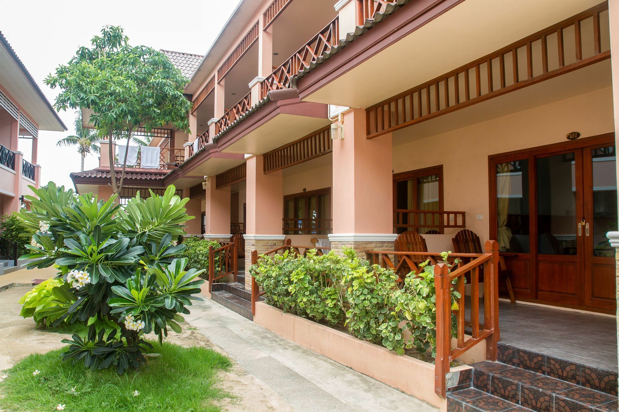 Little Paradise Koh Phangan Hotel