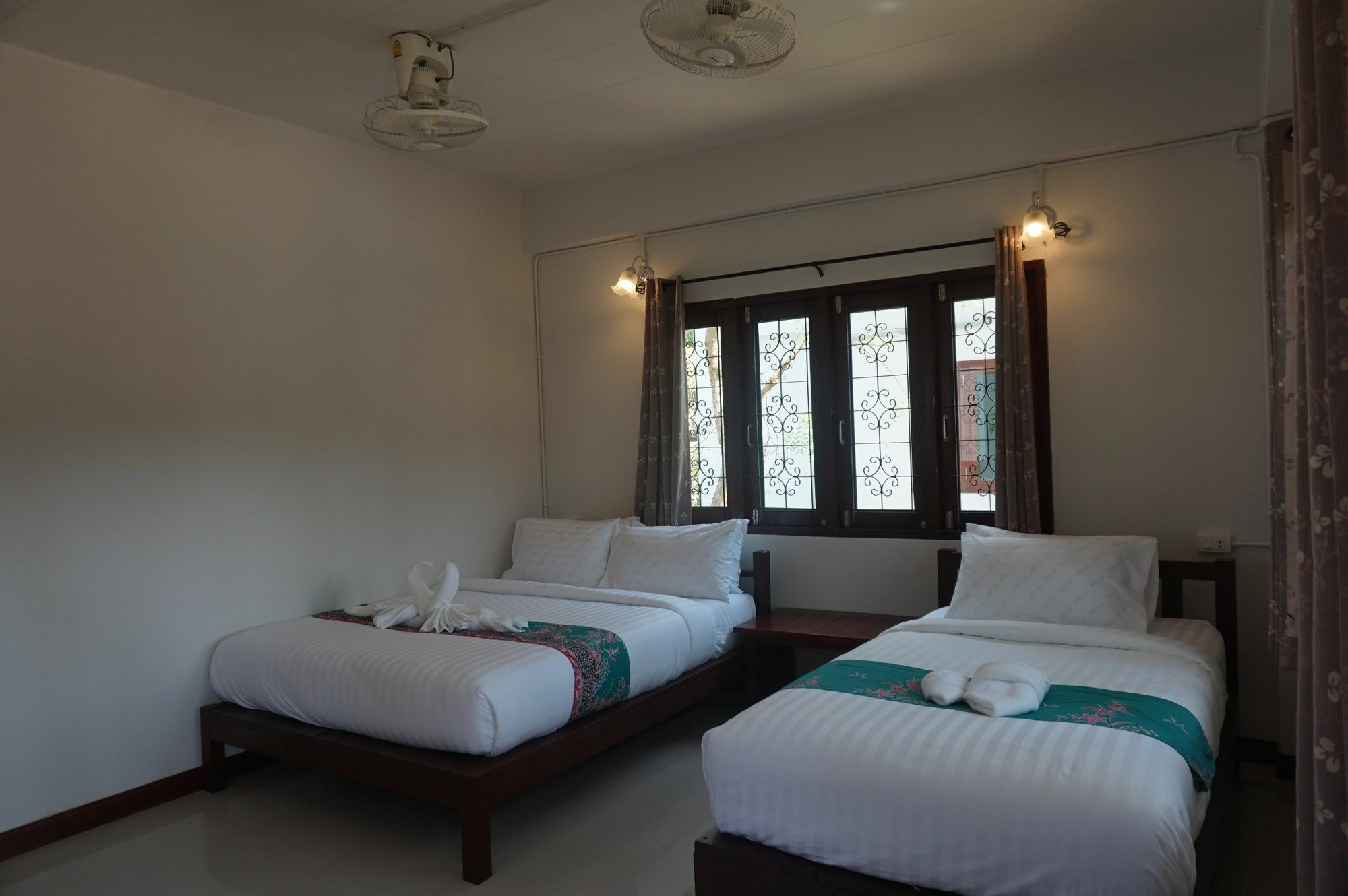 Goodtime 4p Resort Koh Tao