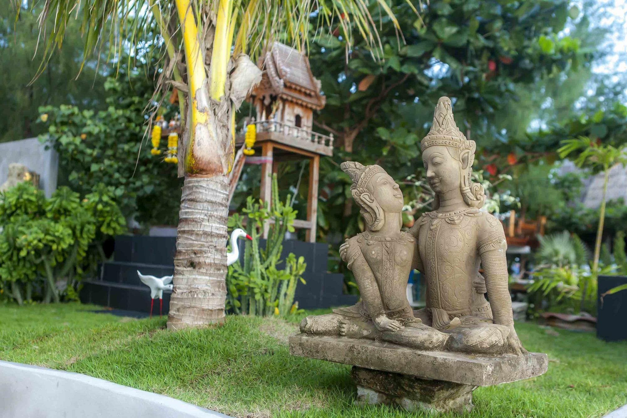 Phangan Cove Hotel