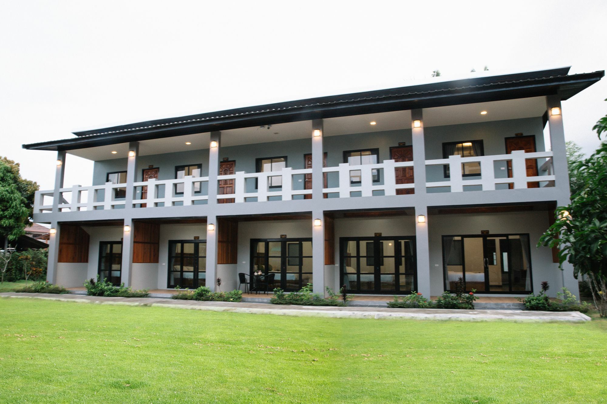 Billabong And Cafe Hotel