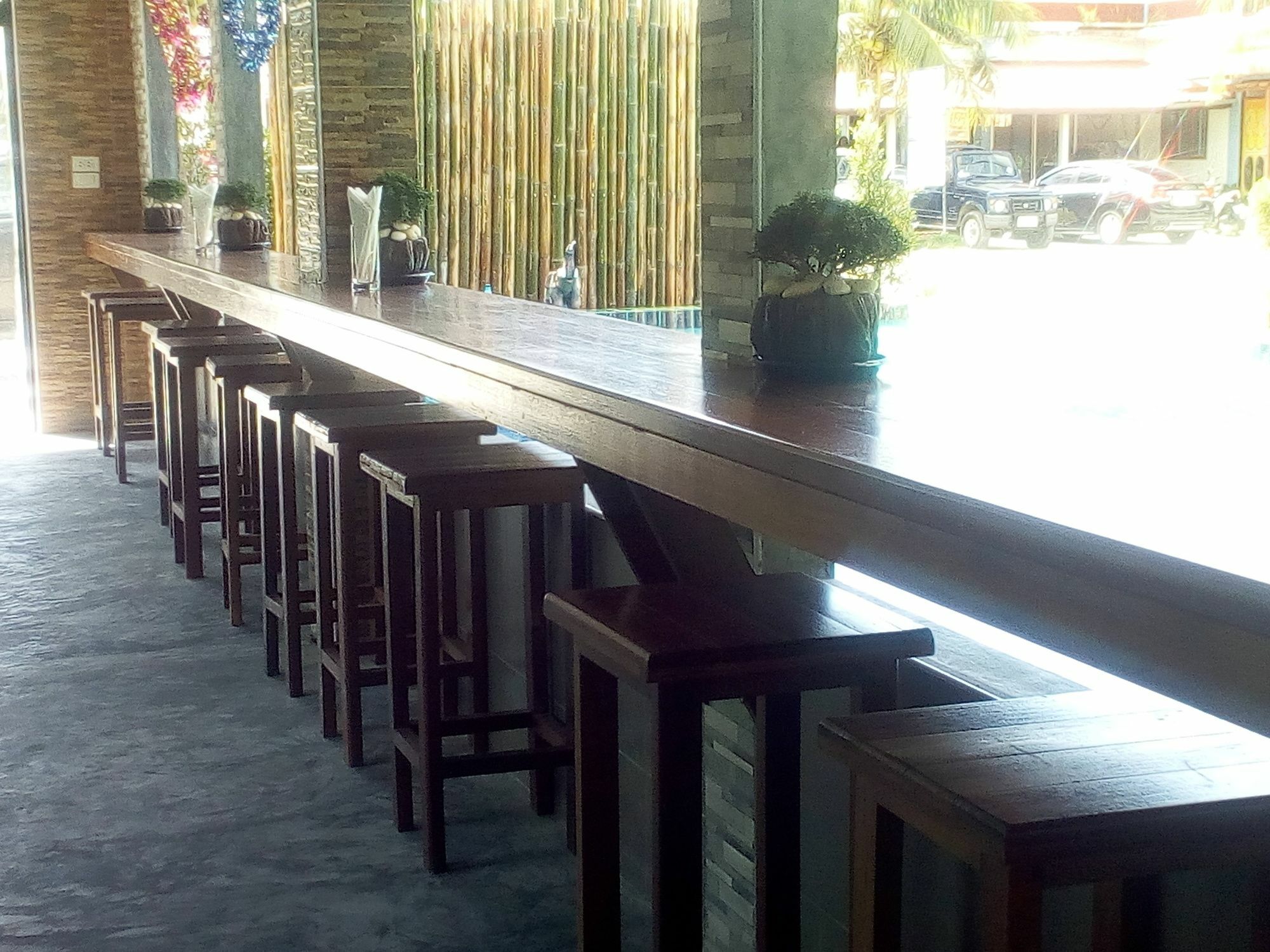 Hotel Billabong And Cafe Baan Tai