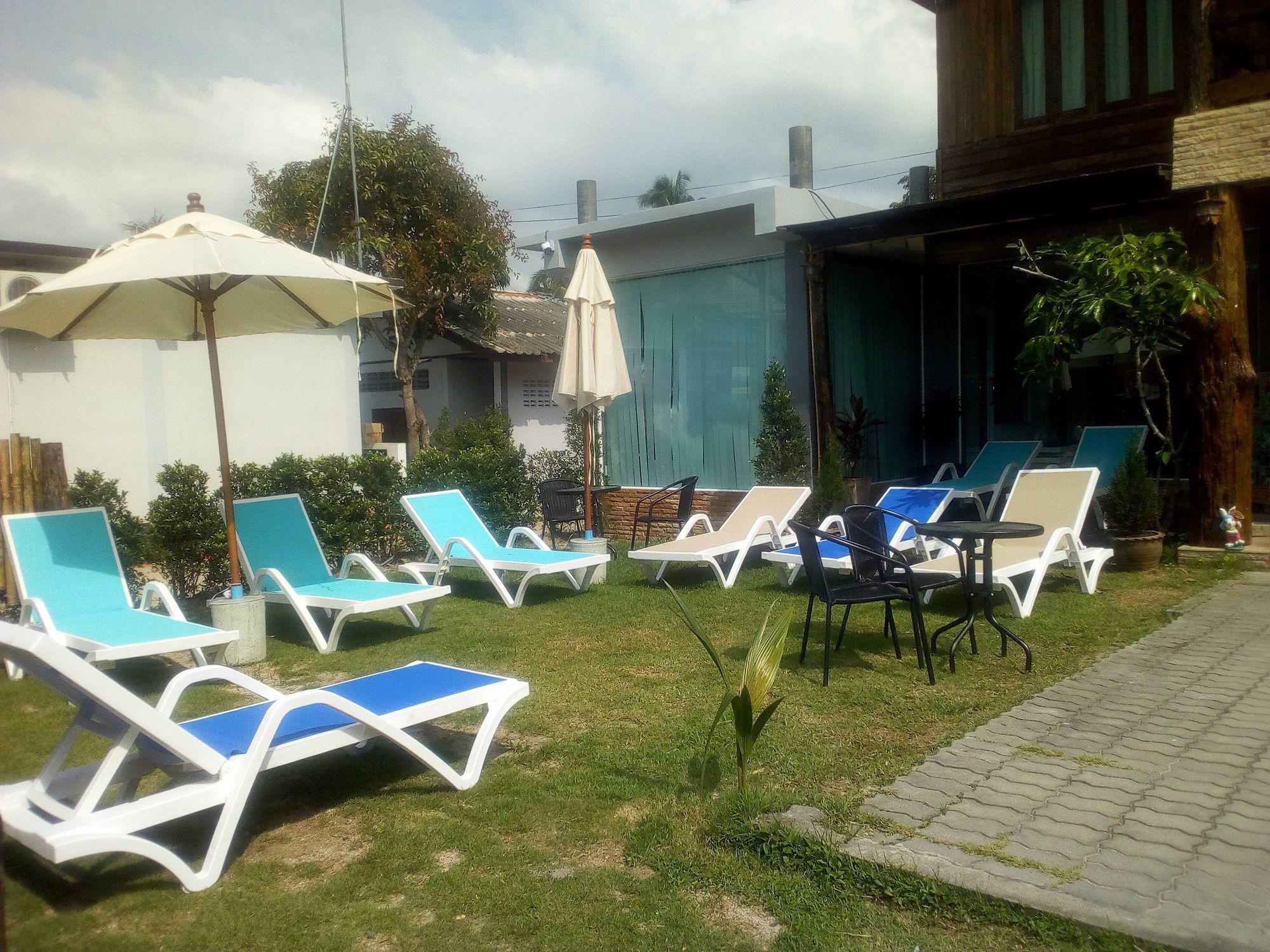 Billabong And Cafe Hotel