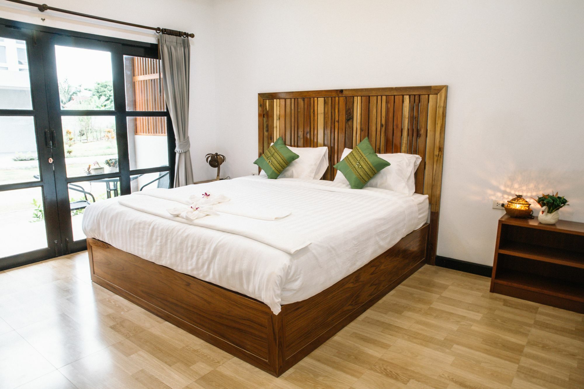 Hotel Billabong And Cafe