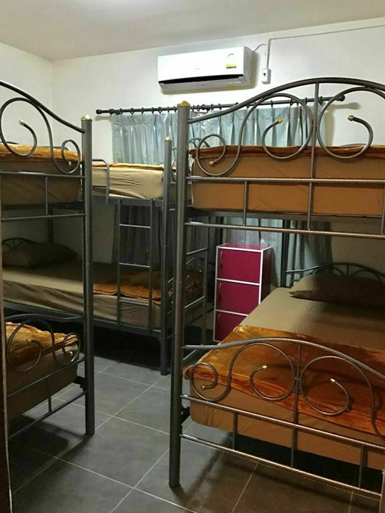 Sea Hug Albergue