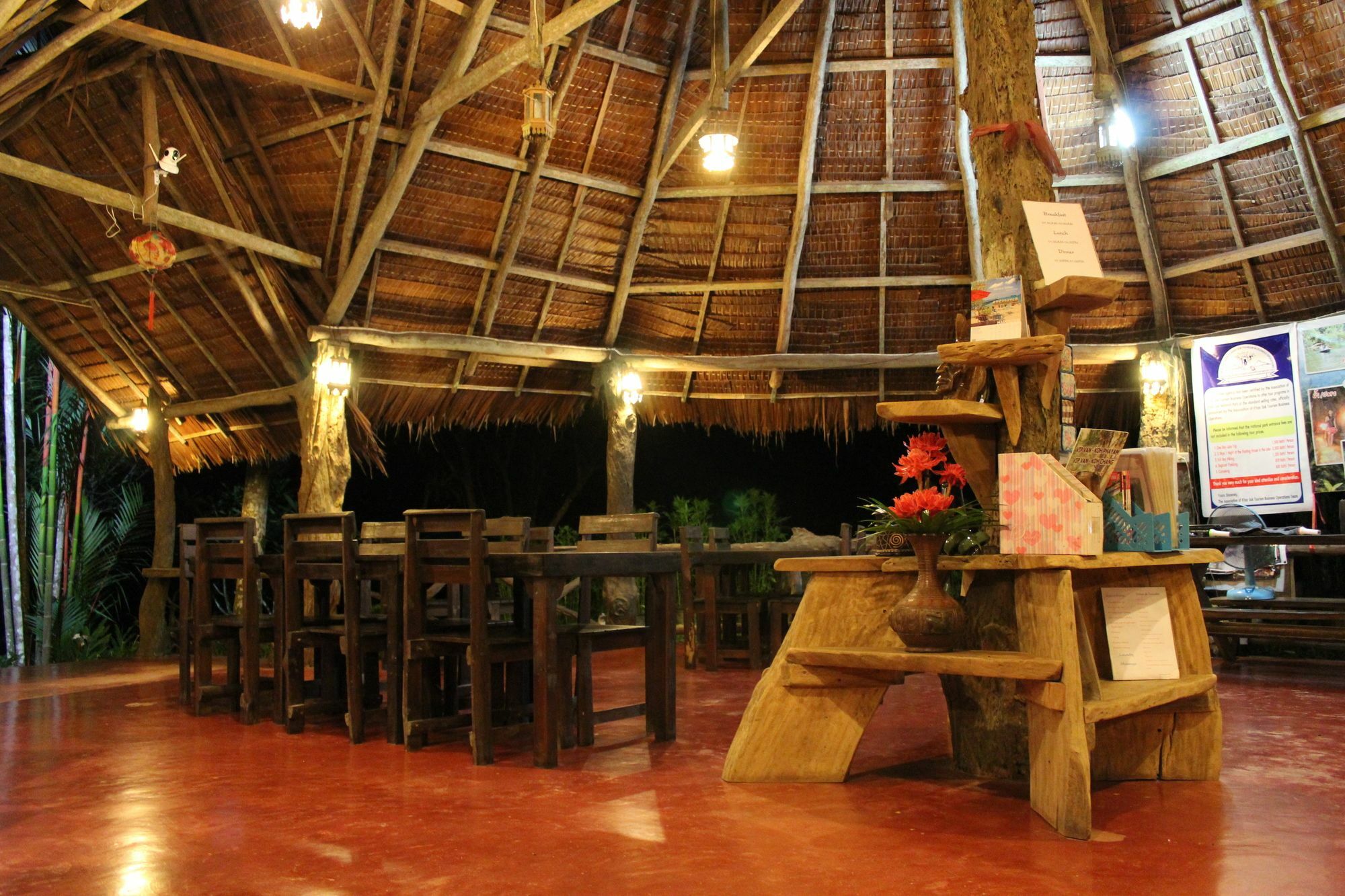 Baan Khao Sok