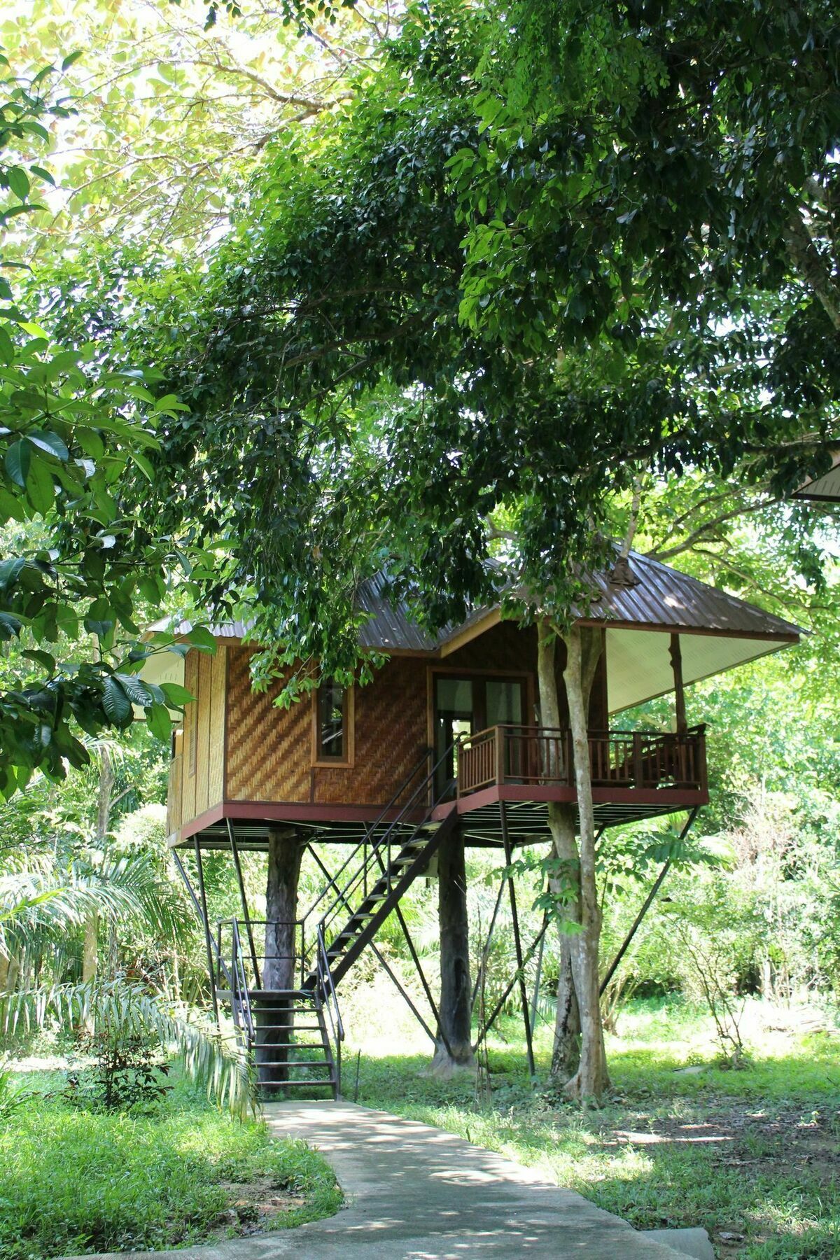 Baan Khao Sok Holiday park