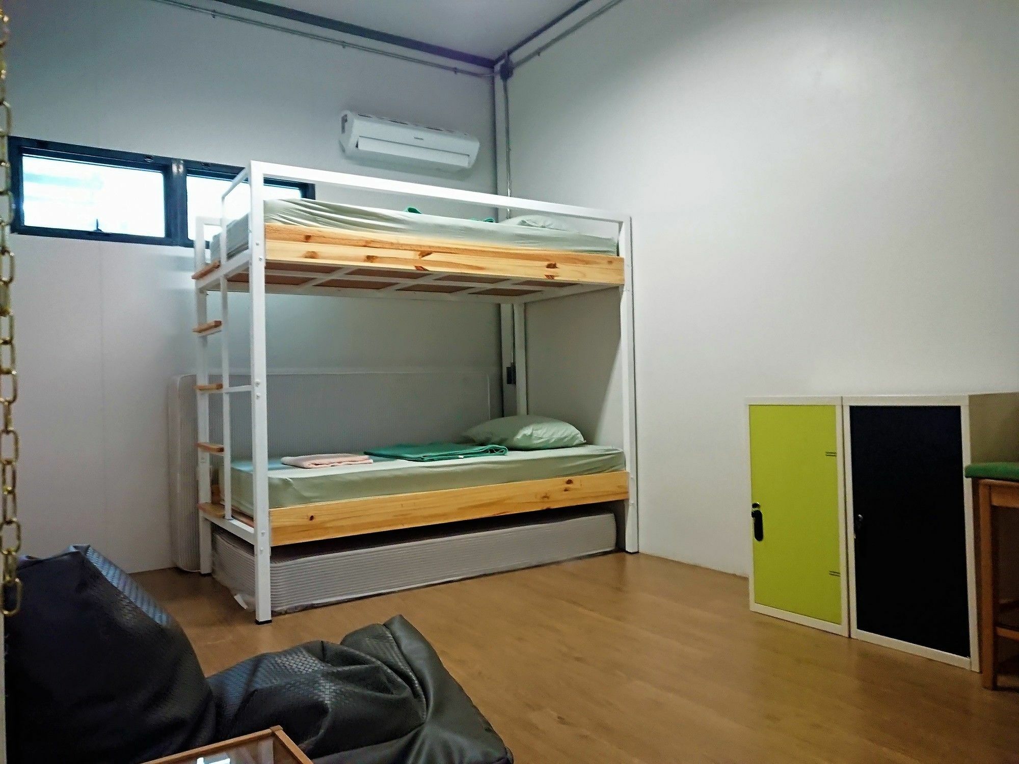 Hybrit Hostel&cafe Albergue Hat Yai