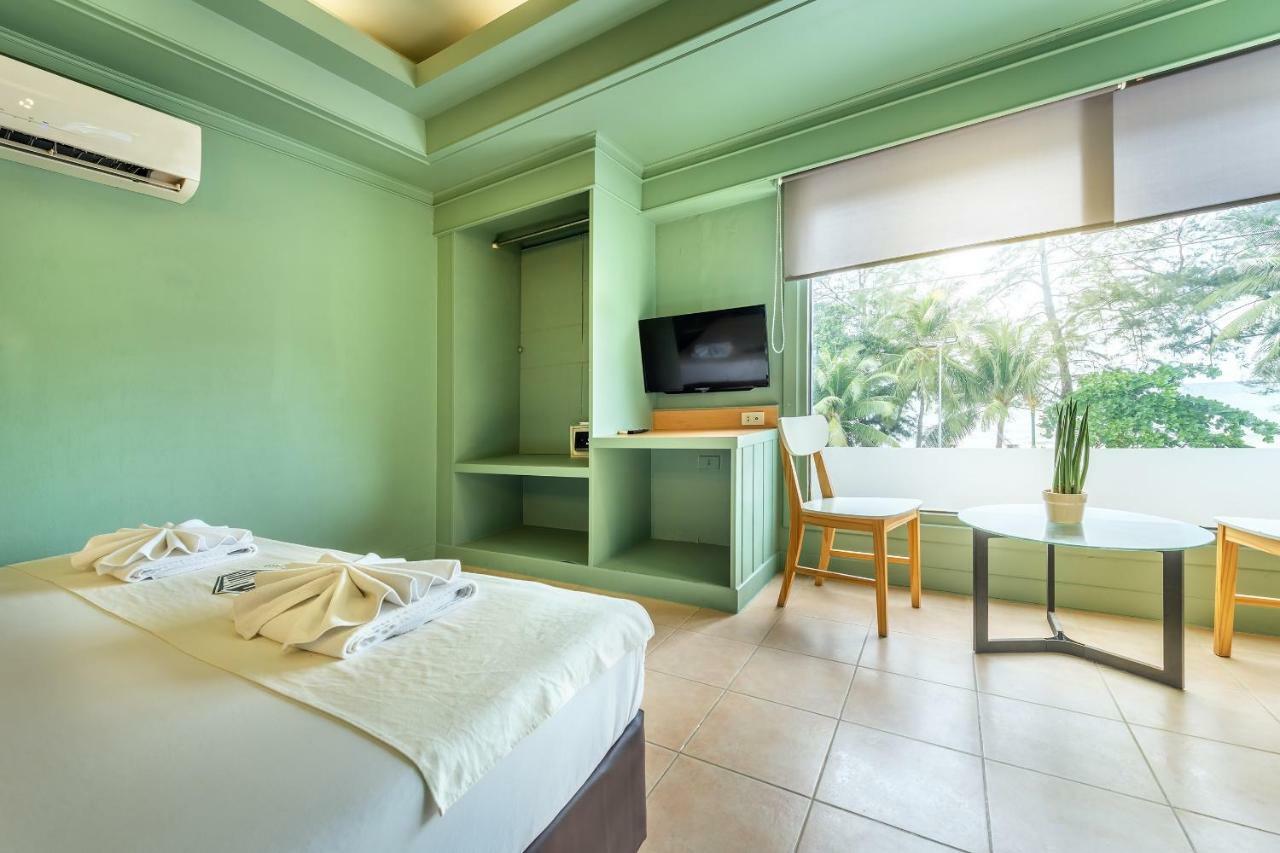 Beachfront Boutique 3*
