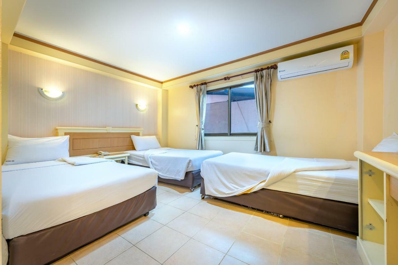 Beachfront Boutique 3*