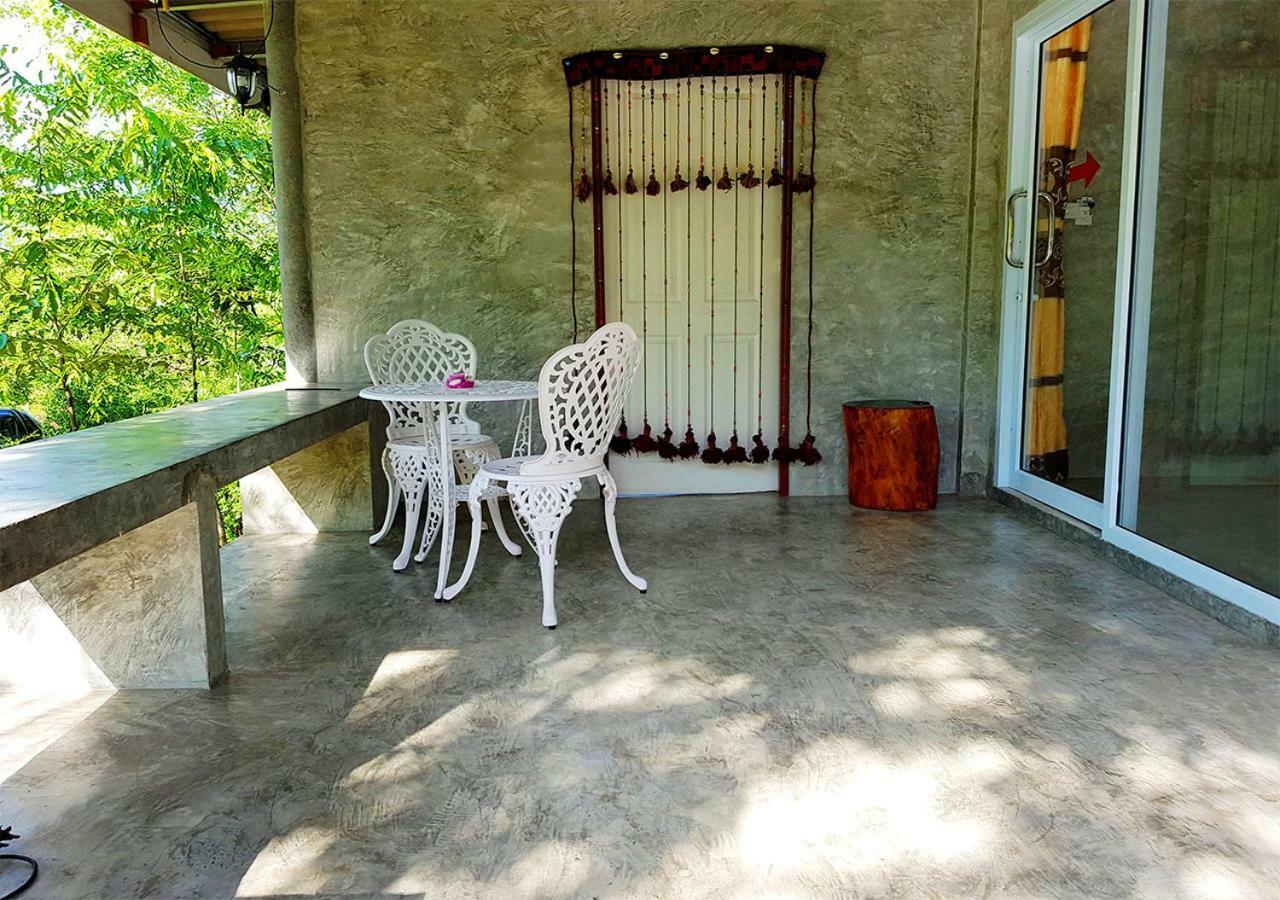 Resort New Moon Thongsala