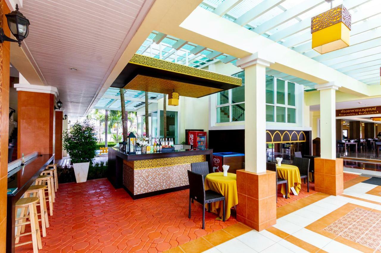 Resort Front Bay 4*