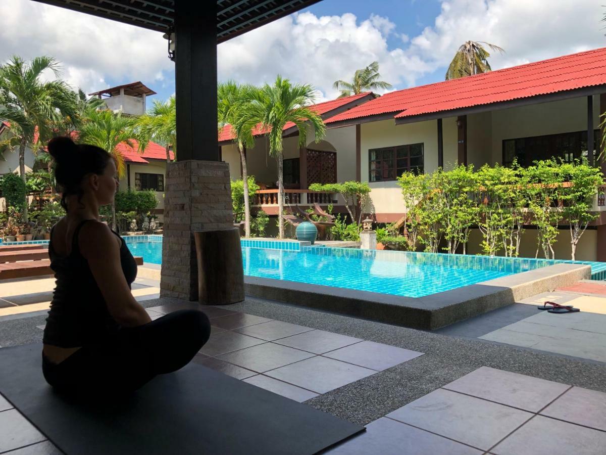 Baan Sala Lung Dam 2*