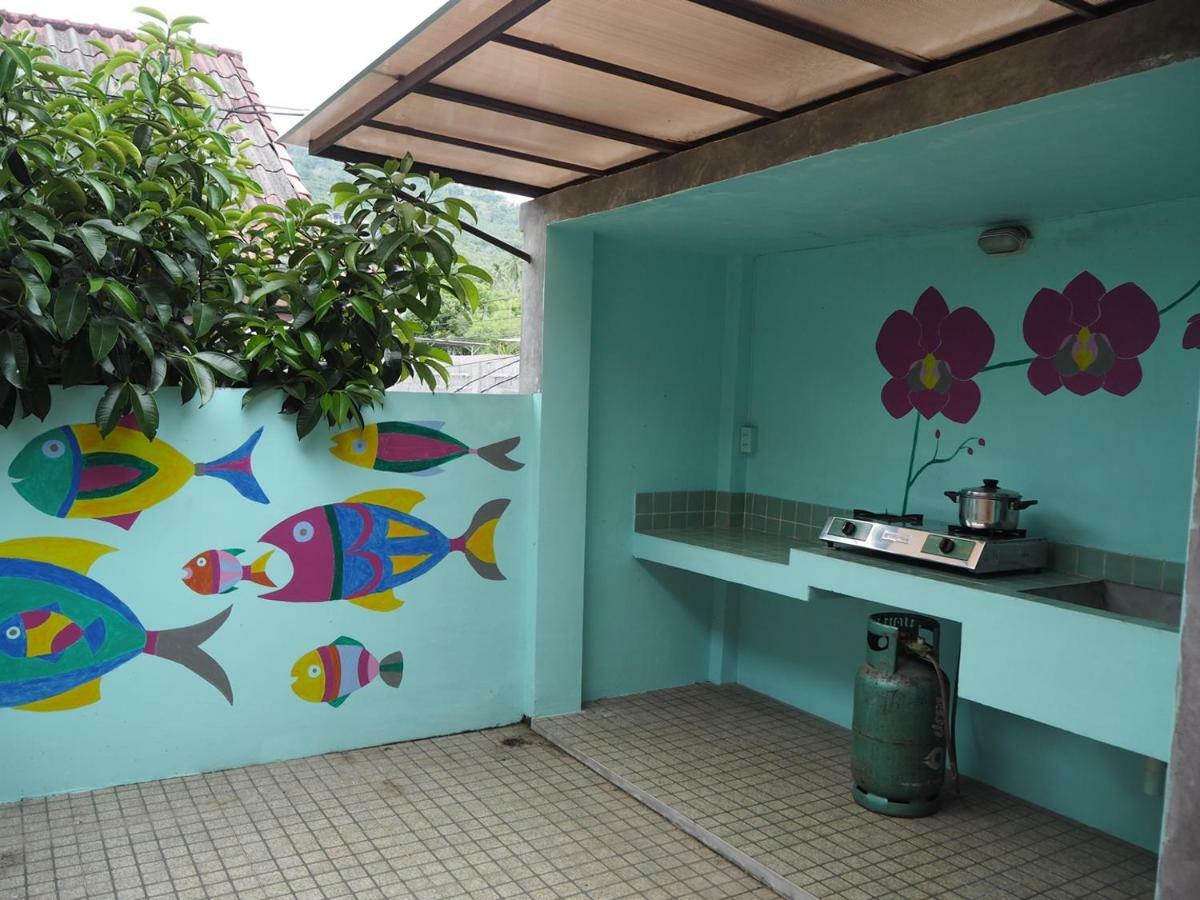 Baan Sala Lung Dam 2*