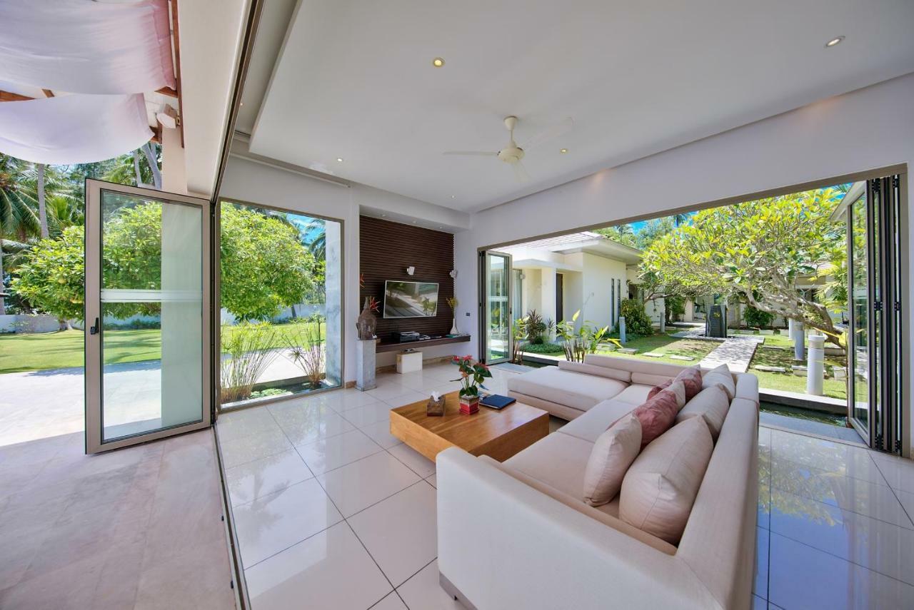 La Lagune Villa Laem Set Beach