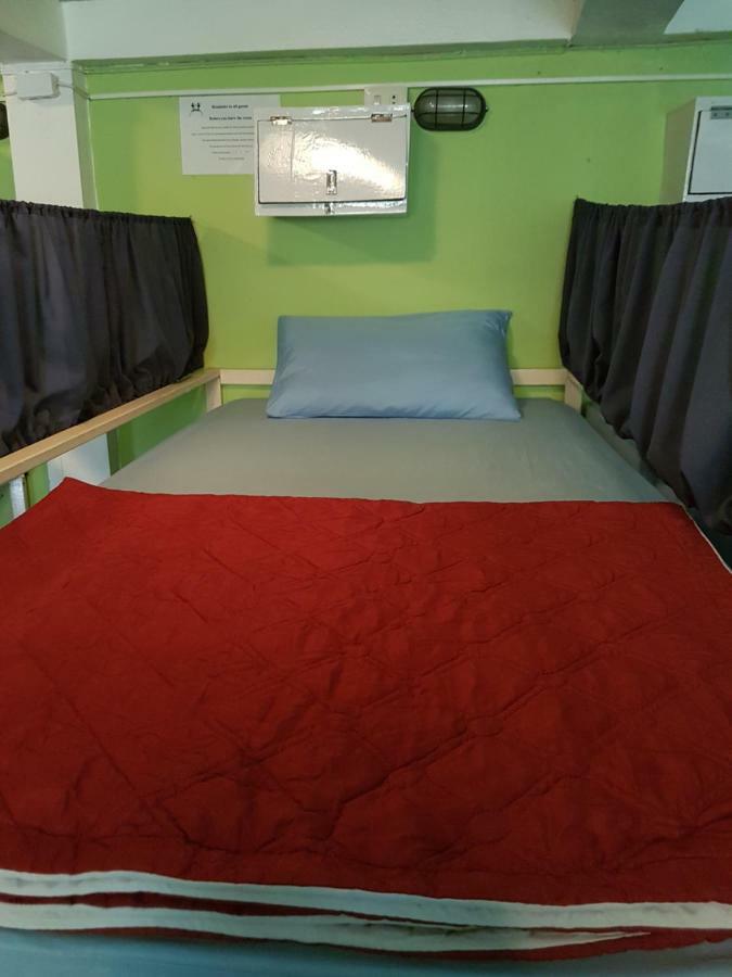 Sleep Tight At Koh Phangan Hostel Haad Rin
