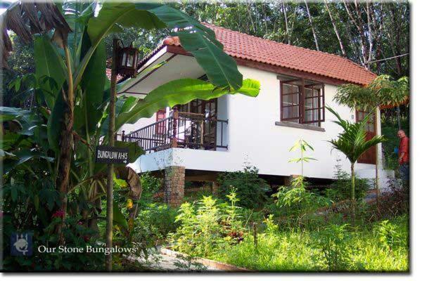 Guest house Poseidon 2*
