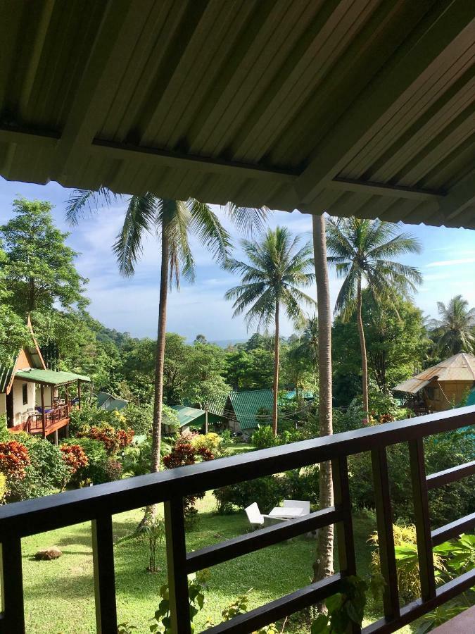 Tp Hut Koh Chang