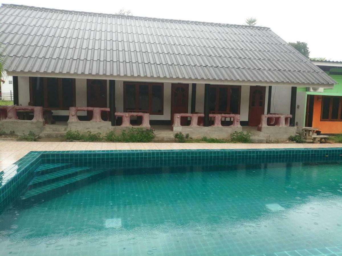 Pai Friendly Resort 2* Pai