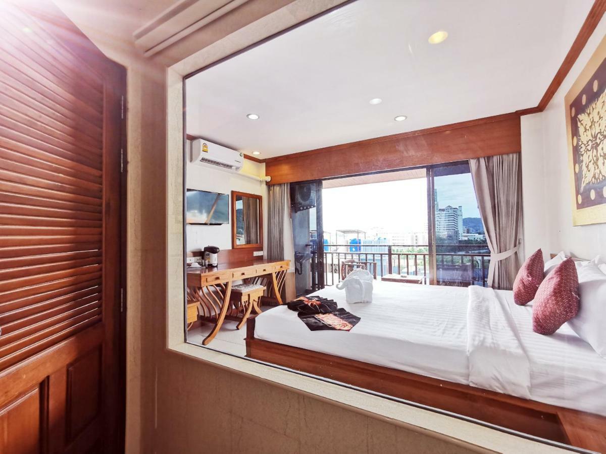 Hotel Az 4*