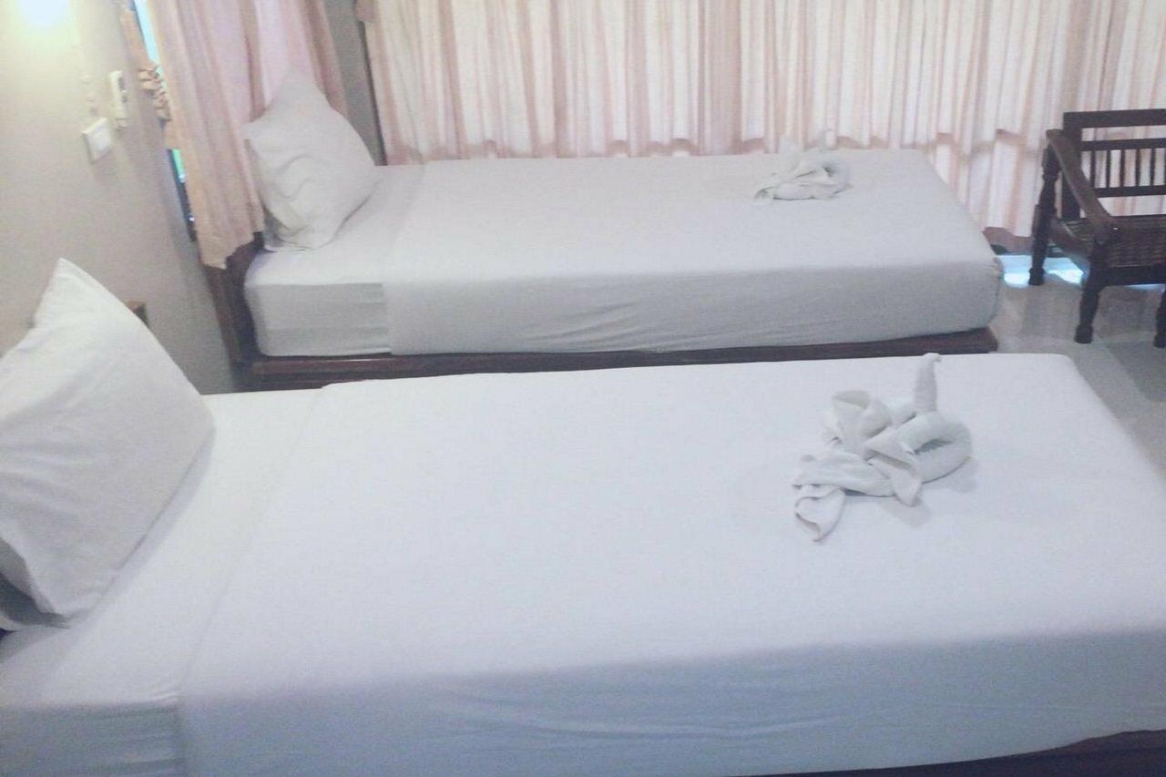 Jj & Hotel Phi Phi Don