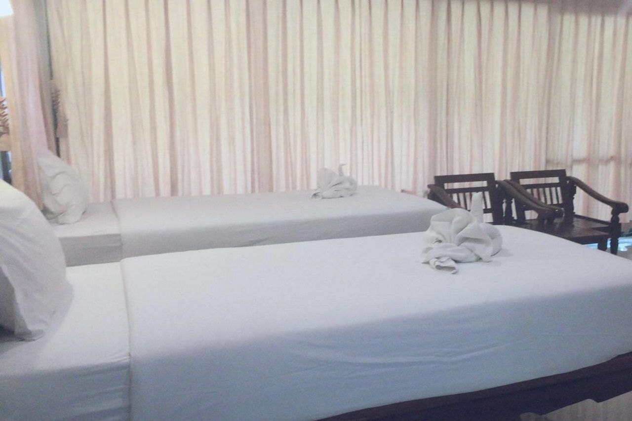 Jj & Hotel Phi Phi Don