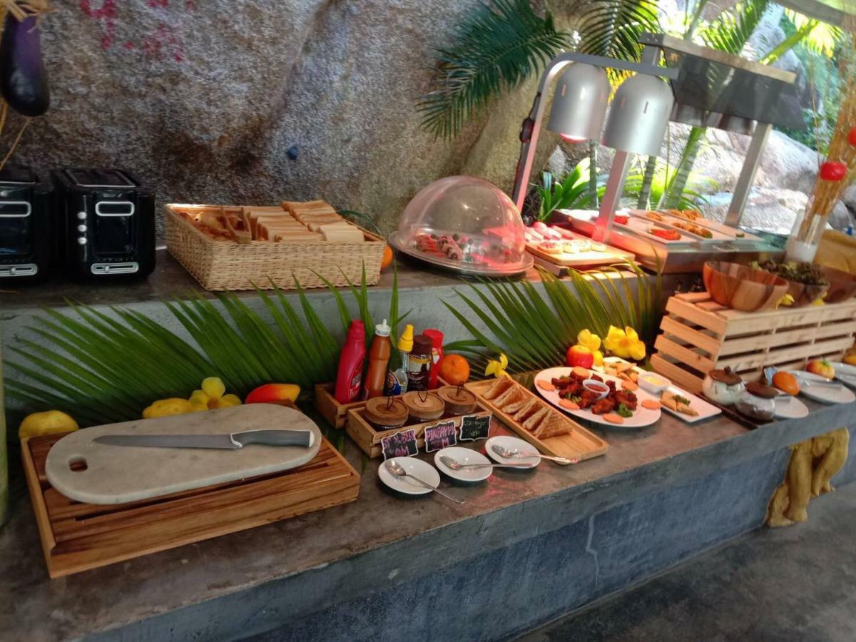 Coconutspalm Resort 4*