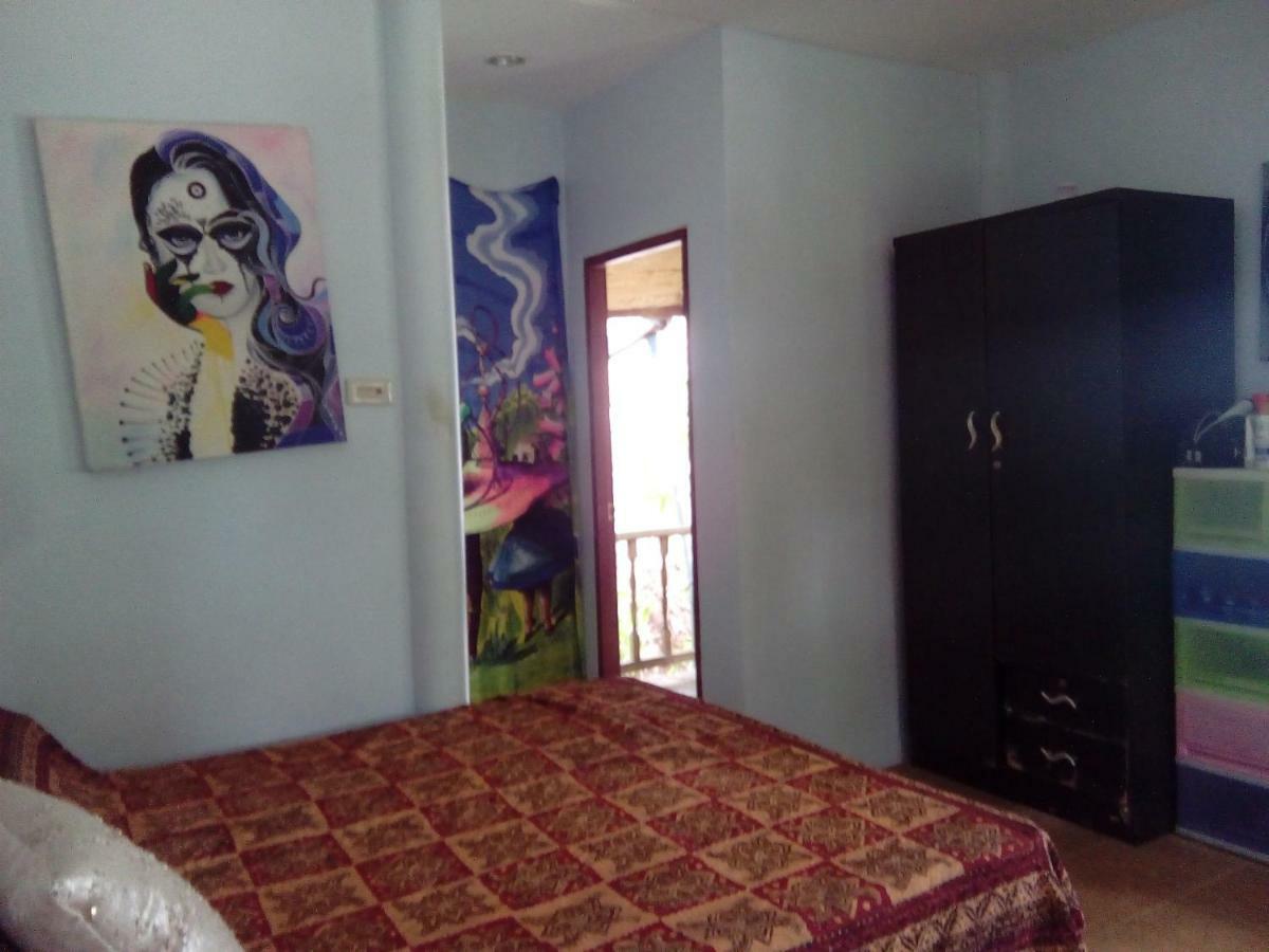 Seaview'n'beach Resort Srithanu