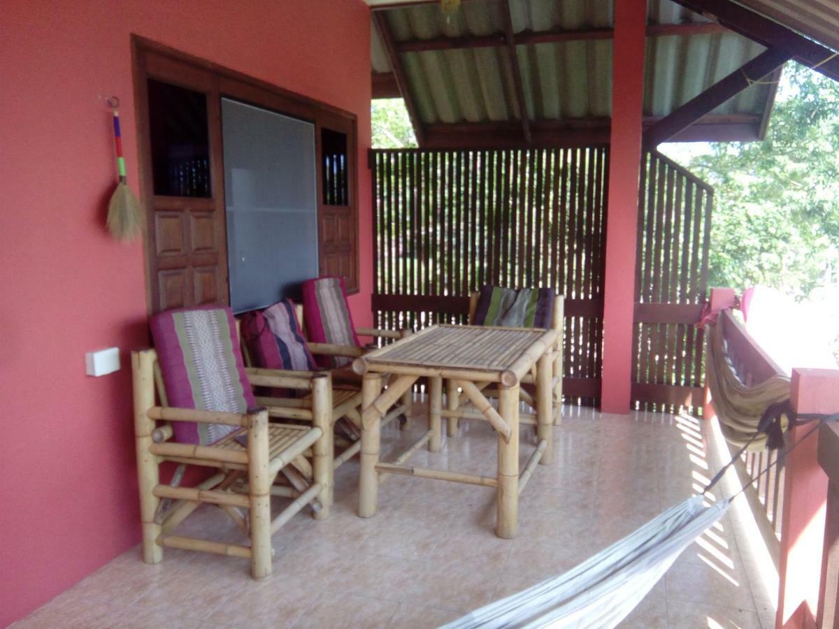 Seaview'n'beach 3* Srithanu
