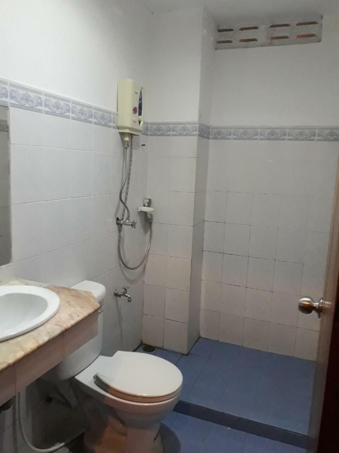Holiday Park Hotel 3*
