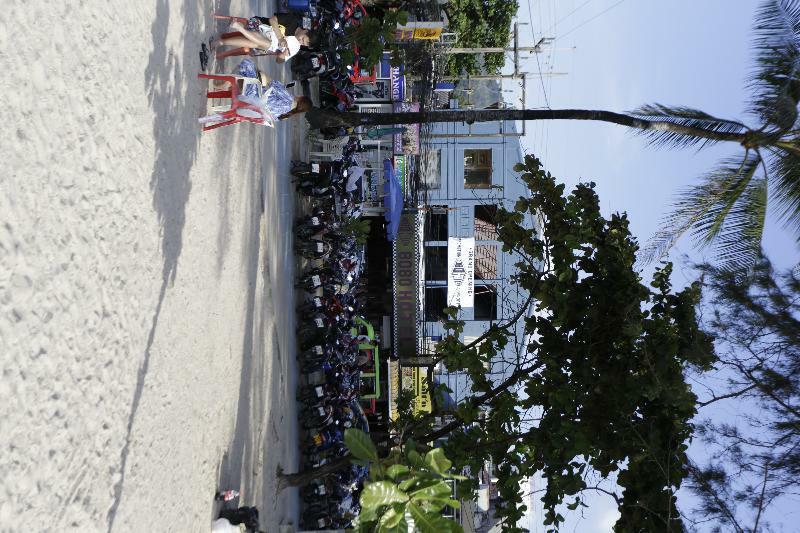 Hotel Beachfront Boutique 3*