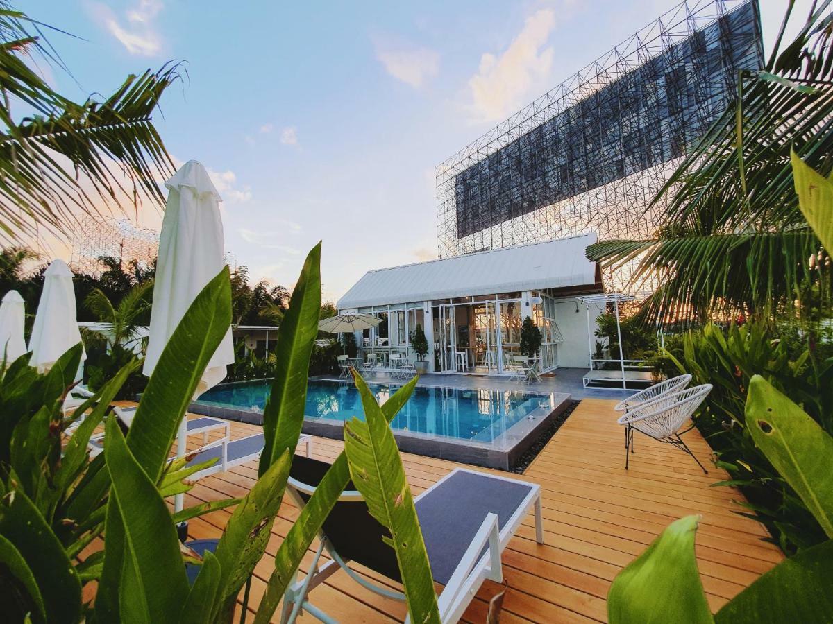 Meet Boutique Resort Surat Thani