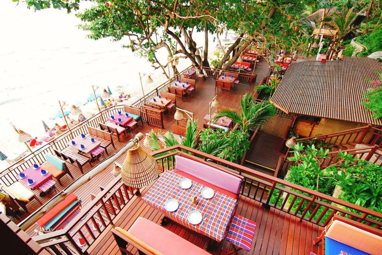 Resort Birds And Bees 3*