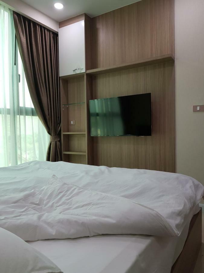 Dusit Grand View Jomtien Beach