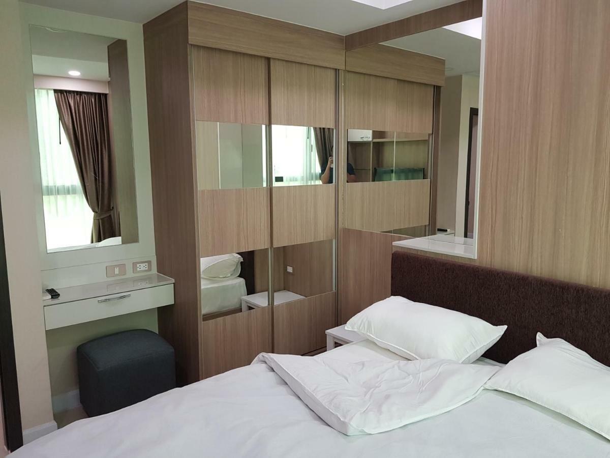 Dusit Grand View Jomtien Beach