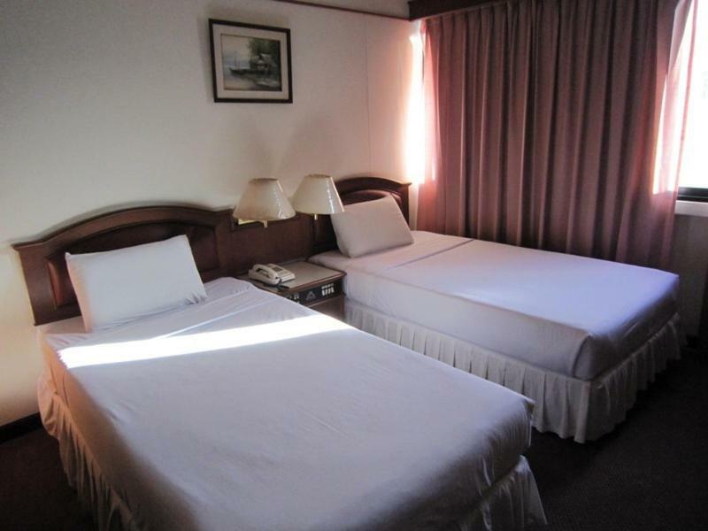 Hotel Hatyai 3*
