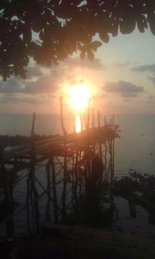 Red Moon Hideaway Resort