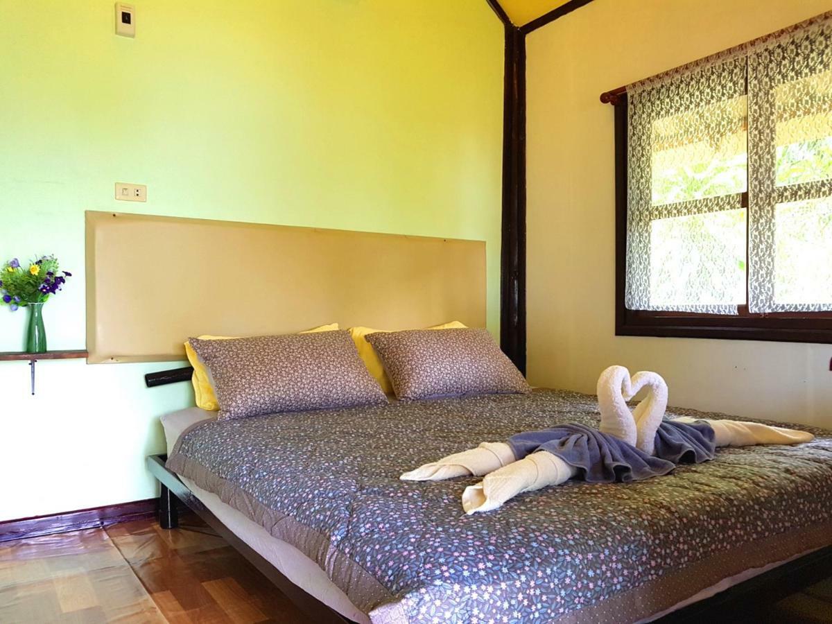 ฺbay Yard Hut * Koh Chang