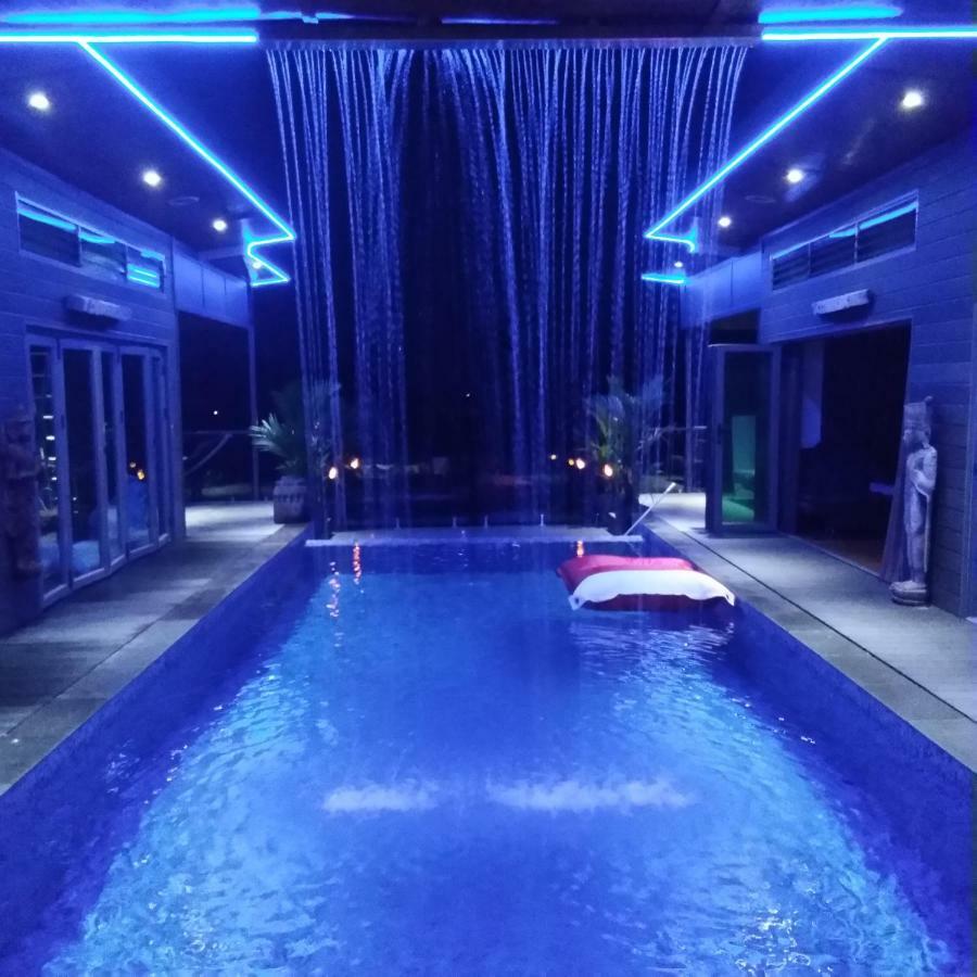 Stunning With Ocean Views And Free Car Pousada