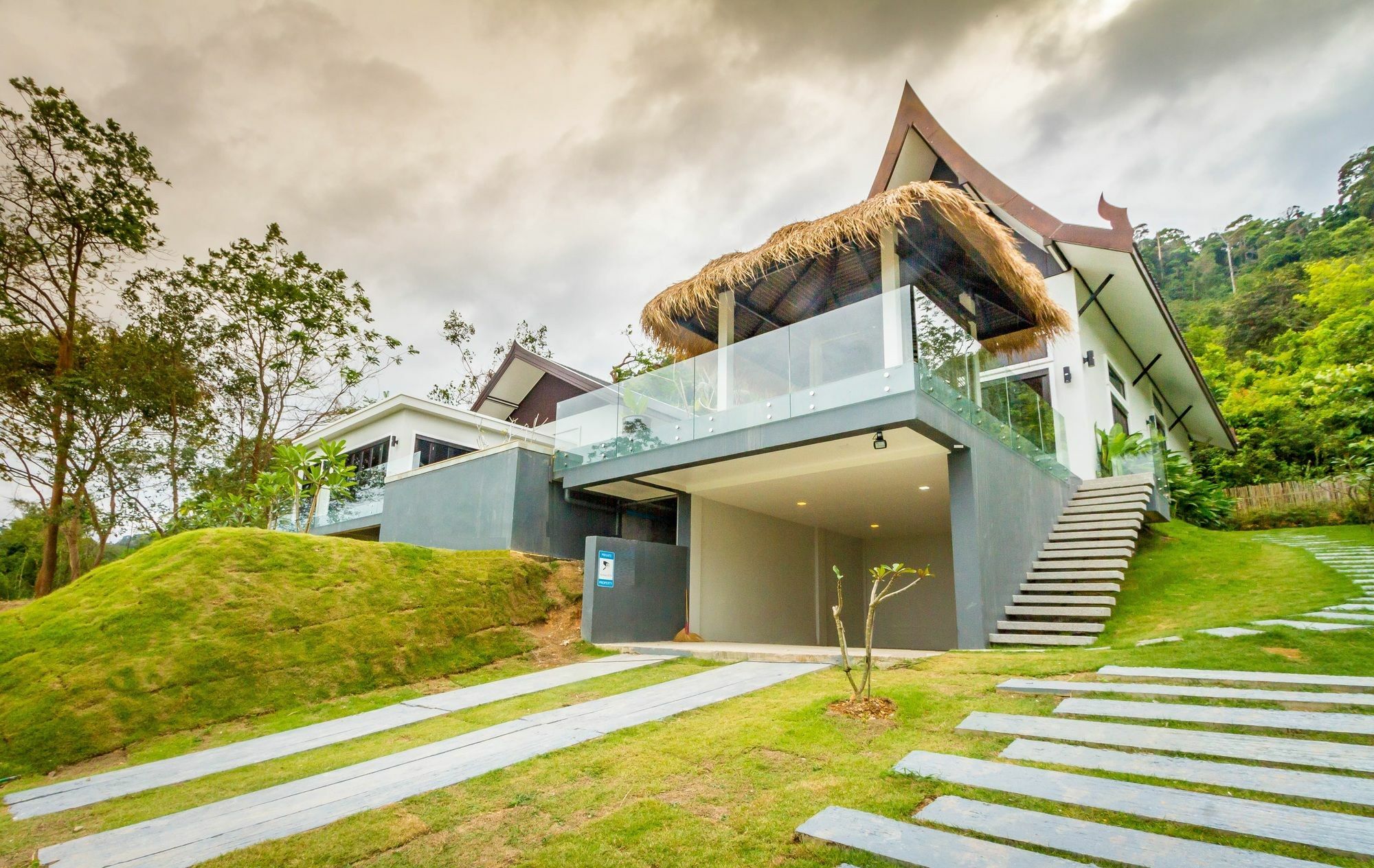 Shamballa Pool Villa