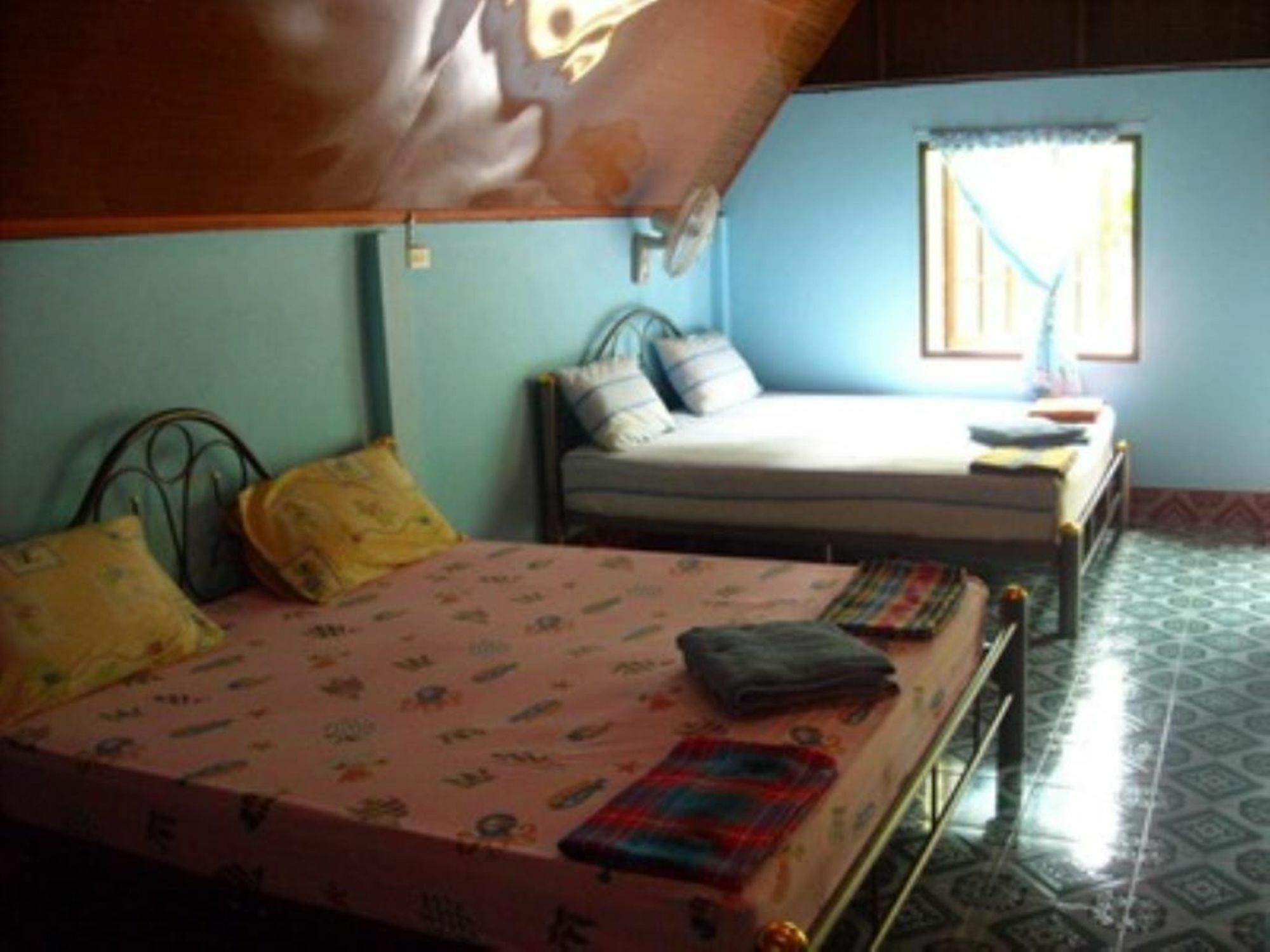 Jungle Bar & 2* Ko Pha Ngan