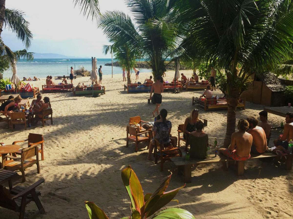 Baan Tai Backpackers Hostel *