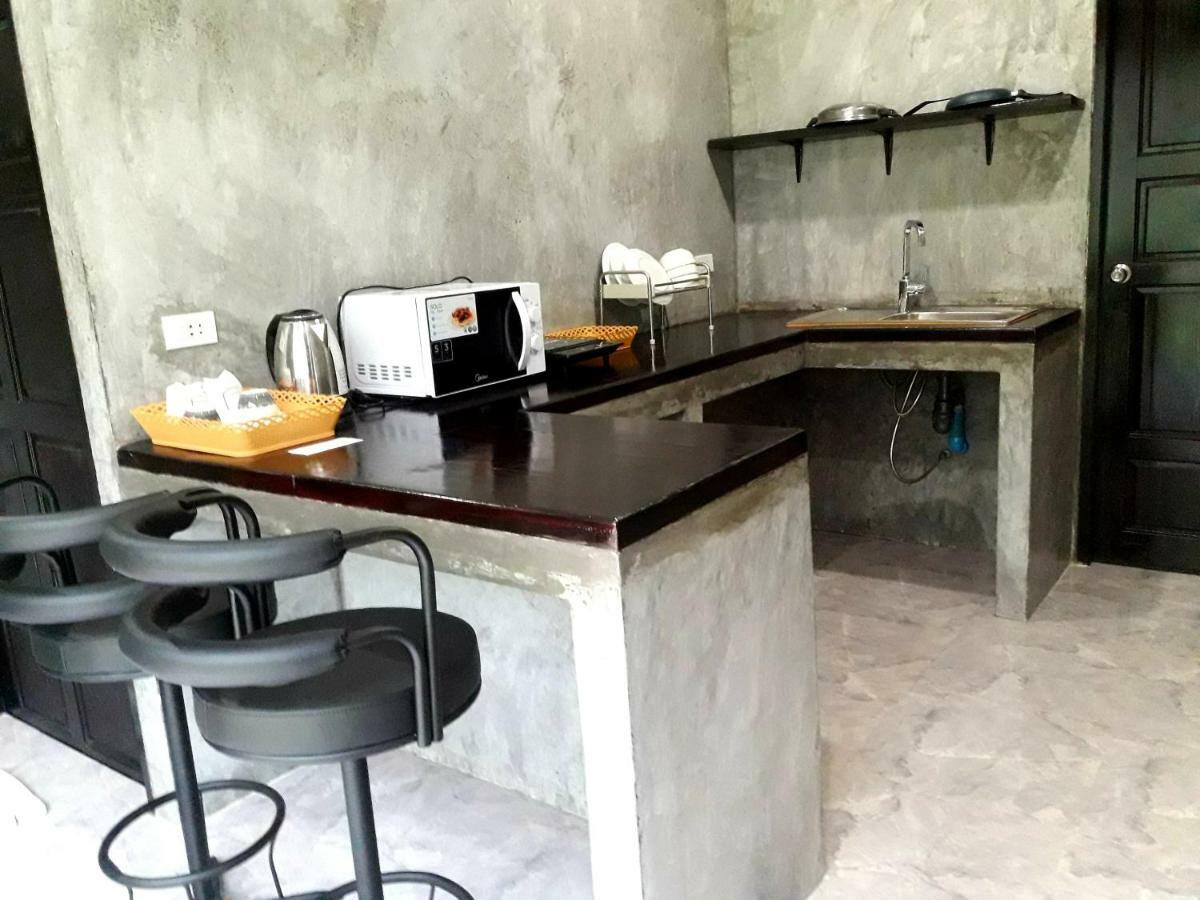 Lanta K Guest house